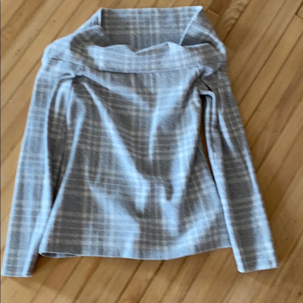 Sweater/Sweatshirt